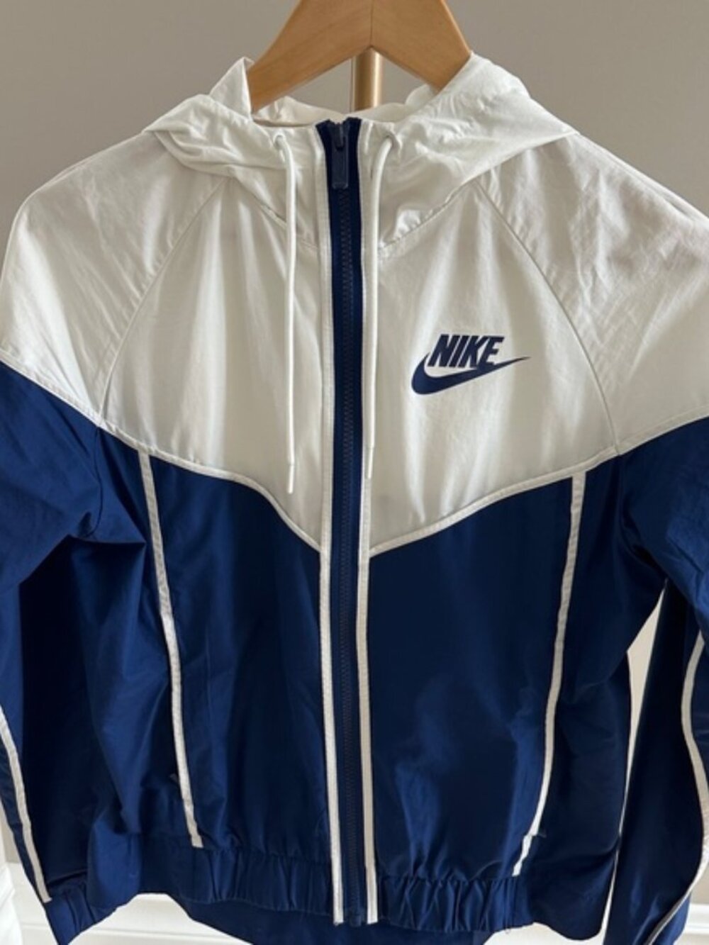 Nike Essentials Retro Windbreaker Jacket Navy White Hooded XS Lightweight